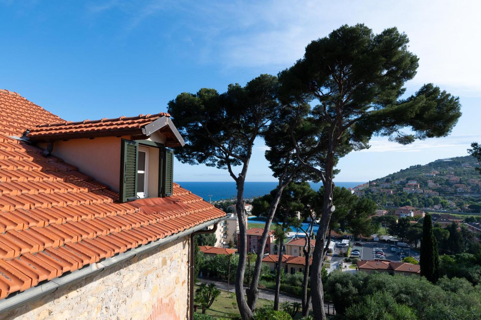 Villa Rappis Imperia Bagian luar foto